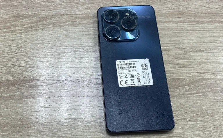Tecno Spark 20 Pro 5G 8/256 ГБ