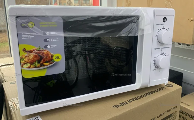 Микроволновая печь HI M020W05