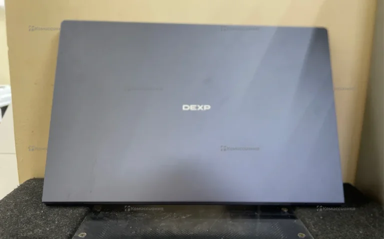 Ноутбук  dexp atlas