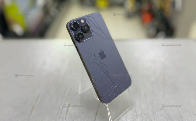 Apple iPhone XR 4/128 ГБ в корпусе 14