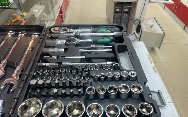 Набор инструментов HGA TOOLS 82pca