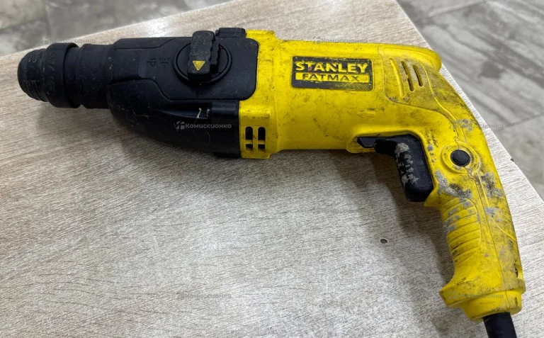 Перфоратор Stanley fmer524
