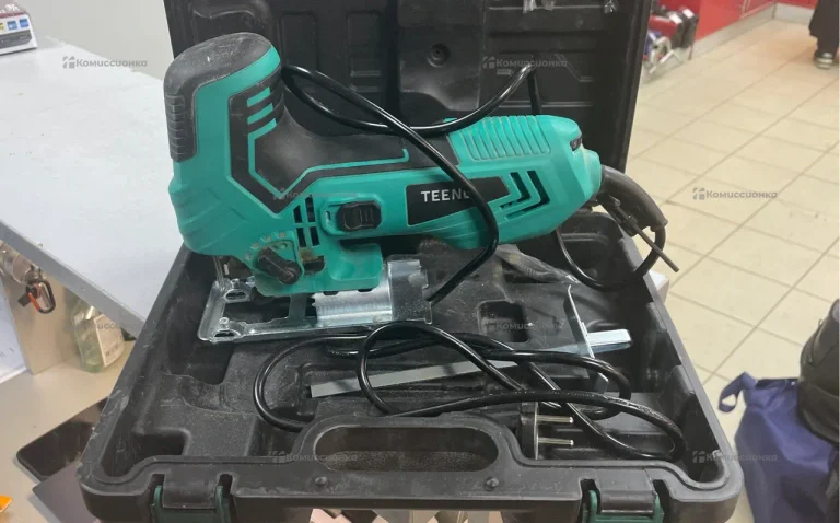 Лобзик Teeno JS012