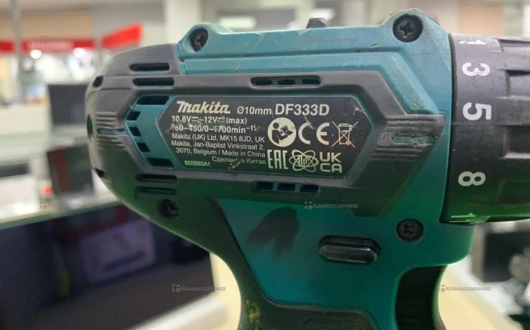 аккумуляторная дрель-шуруповерт Makita DF333D