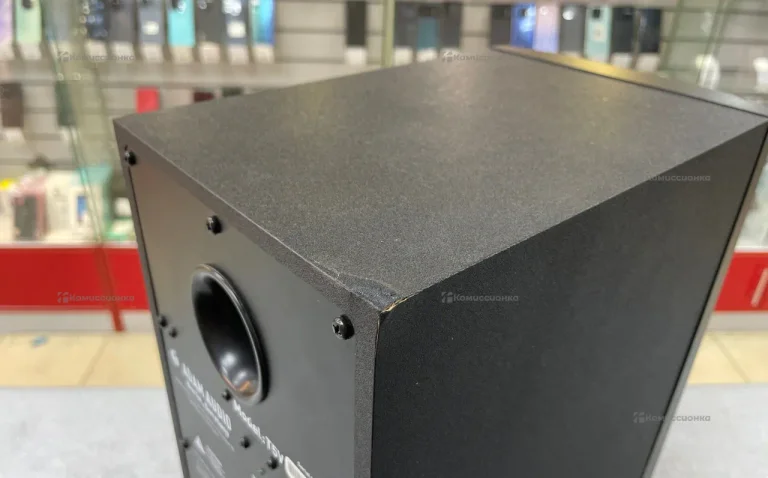 Студийный монитор Adam Audio T5V