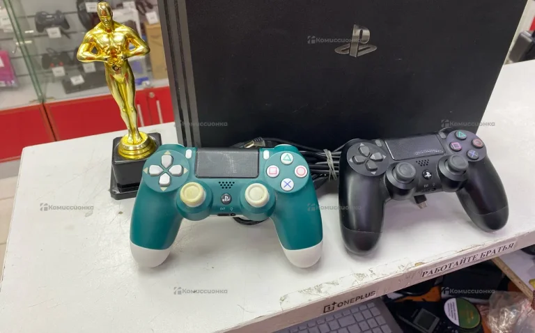 Приставка PlayStation 4 Pro 1 TB.