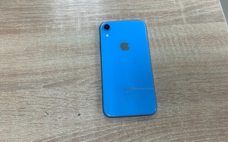 Apple iPhone XR 64GB..
