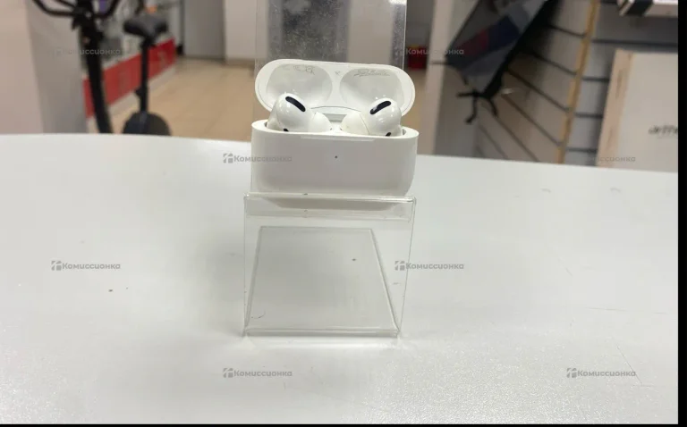 Наушники Apple AirPods Pro