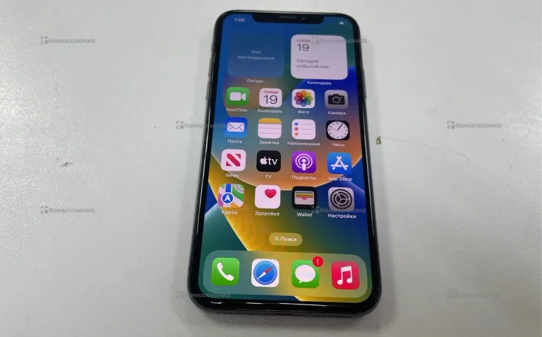 Apple iPhone X 3/64 ГБ