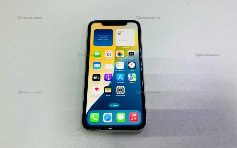 Apple iPhone XR 3/64 ГБ