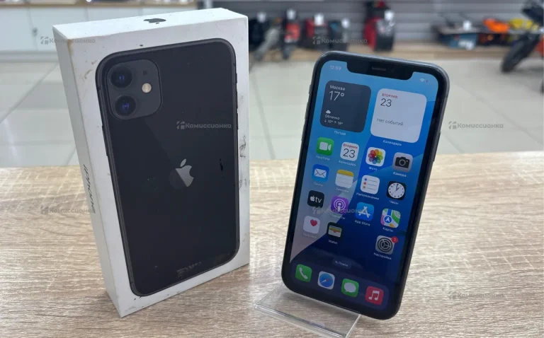 Apple iPhone 11 4/64 ГБ