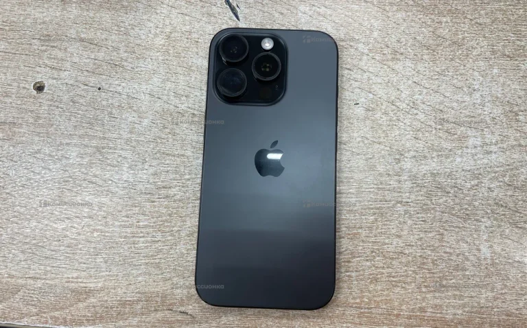 Apple iPhone 16 Pro 8/256 ГБ
