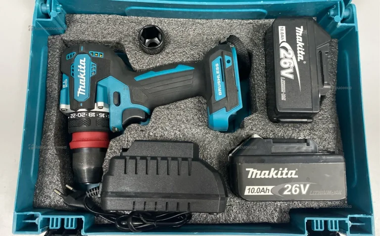 Шуруповерт Makita (реплика)