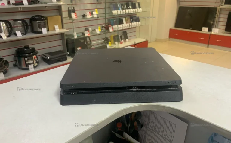 Приставка PS4. приставка PS4 slim 500Gb