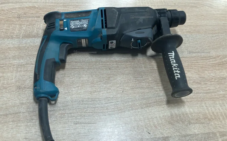 Перфоратор makita HR2610