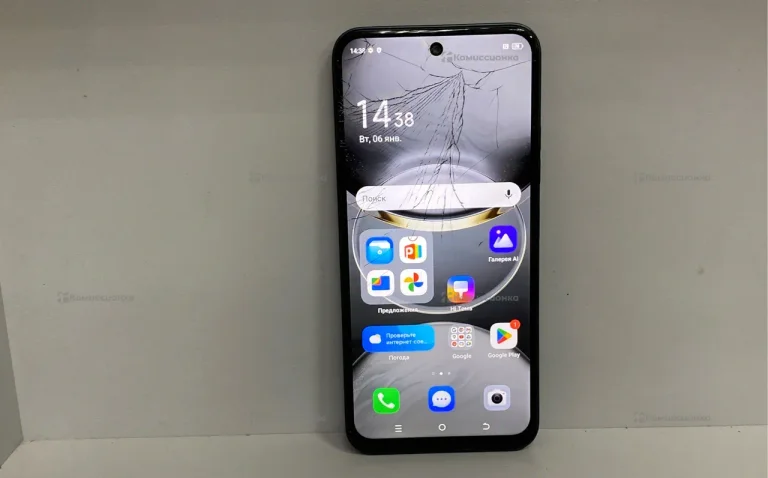 Tecno Spark 30C 6/128 ГБ