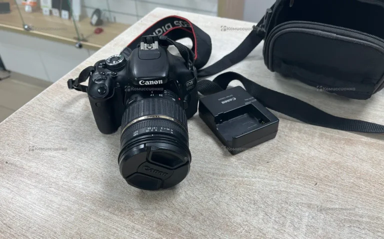 Фотоаппарат Canon 600D