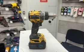 Шуруповерт Skytools