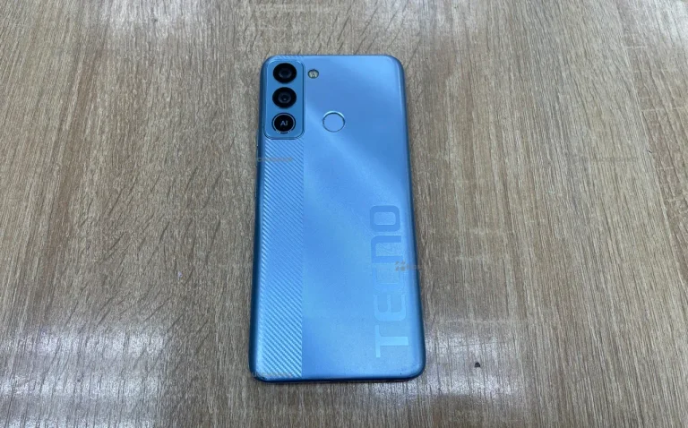 Tecno Pop 5 LTE 2/32 ГБ