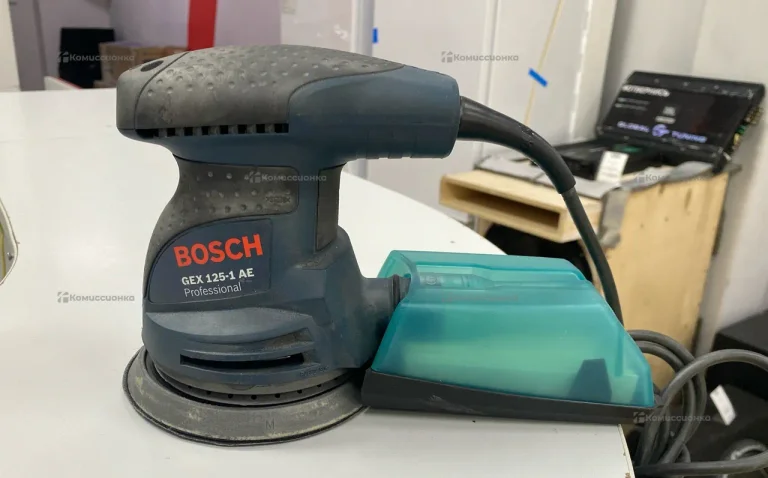 Эксцентриковая шлифмашинка Bosch GEX 125-1 AE