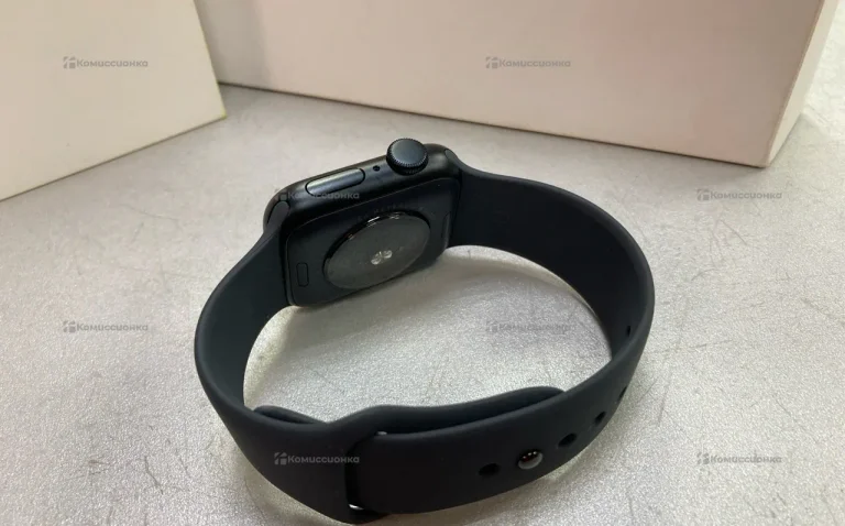 Часы Apple Watch SE 2 2022