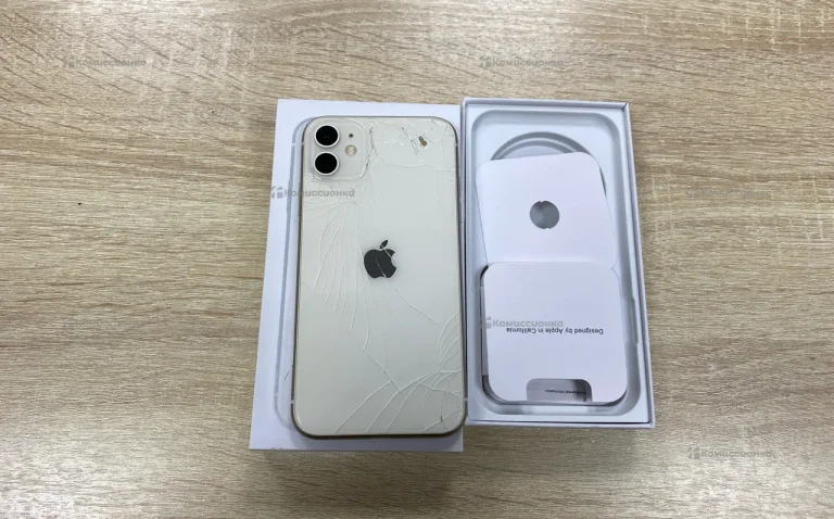 Apple iPhone 11 4/256 ГБ