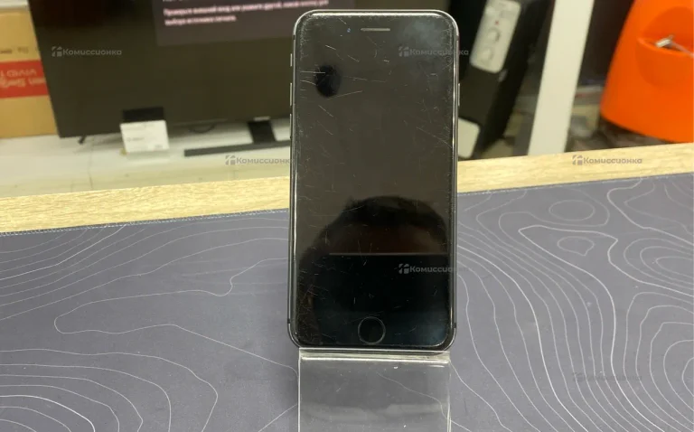Apple iPhone 8 2/64 ГБ