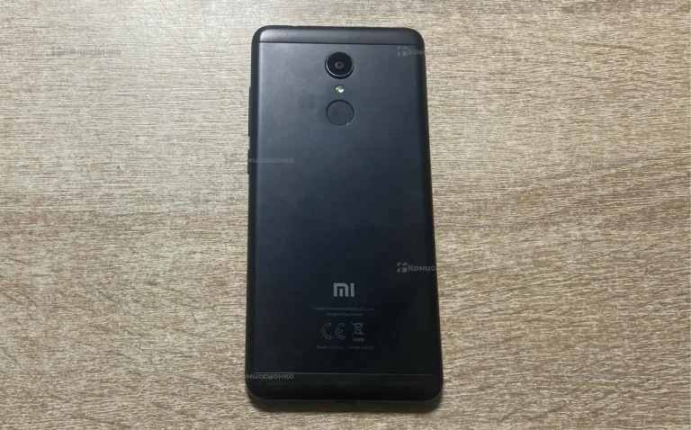 Xiaomi Redmi 5 2/16 ГБ