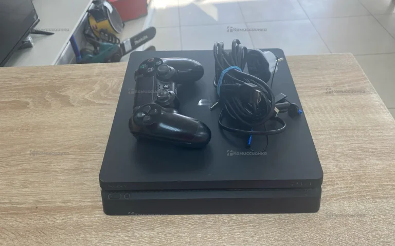Приставка PS4. Slim 500 GB