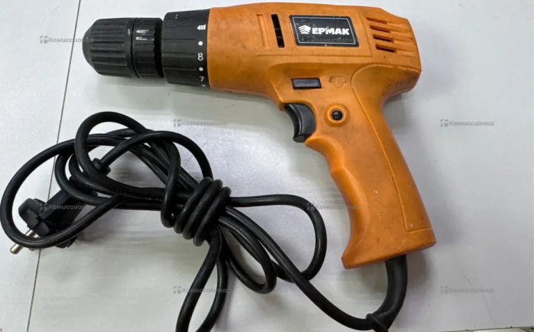 Шуруповерт ЕРМАК ДШЭ-300