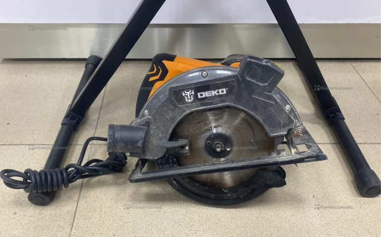 Дисковая пила Deko DKCS1900 Laser