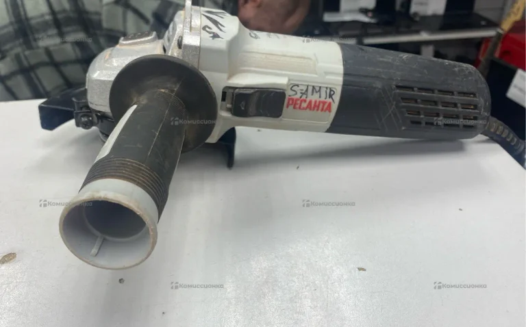 Углошлифовальная машина Ресанта УШМ-125/900