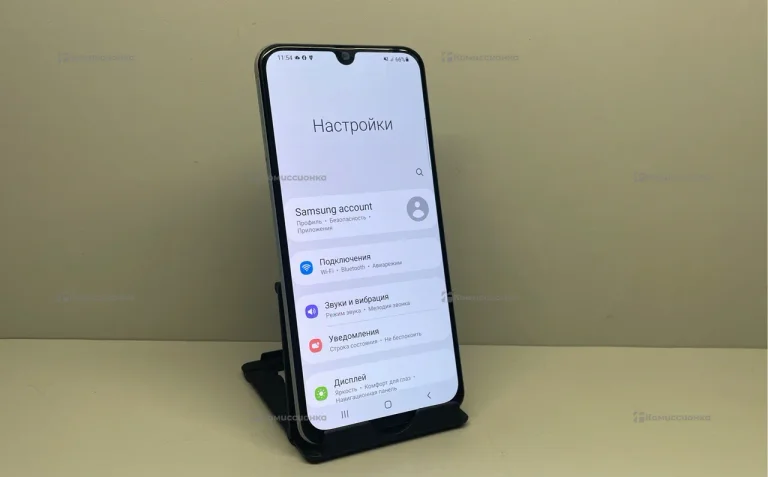 Samsung Galaxy A40 4/64 ГБ