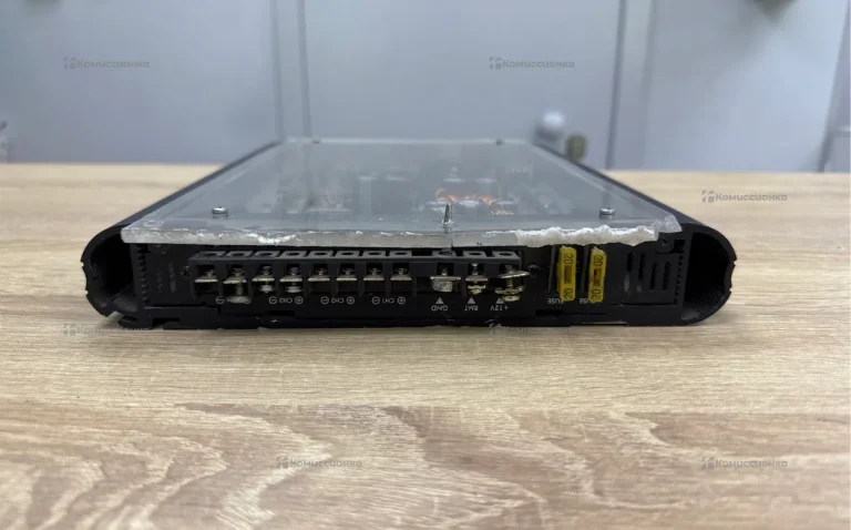 Усилитель  Fusion FBS-604