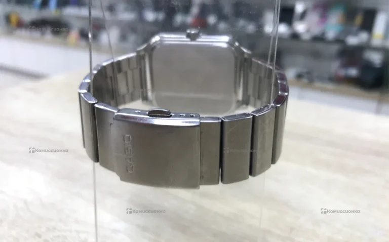 Часы  Casio M305