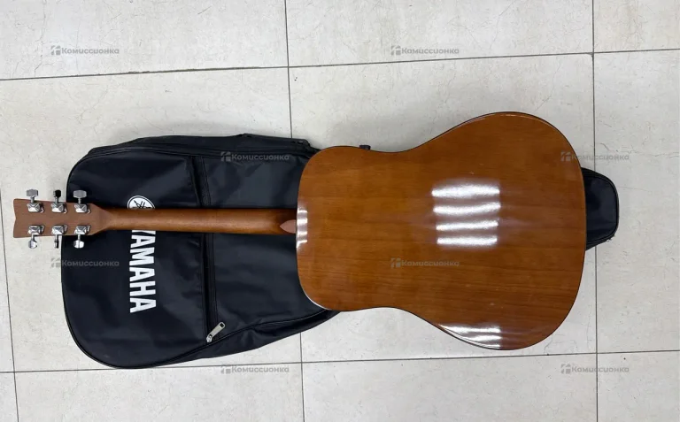 Акустическая гитара Yamaha F-310