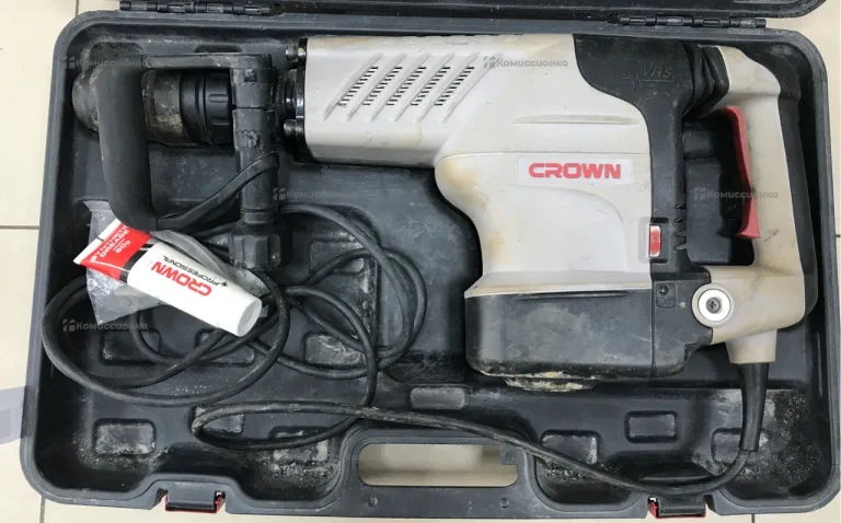 Отбойный молоток CROWN CT18123V BMC