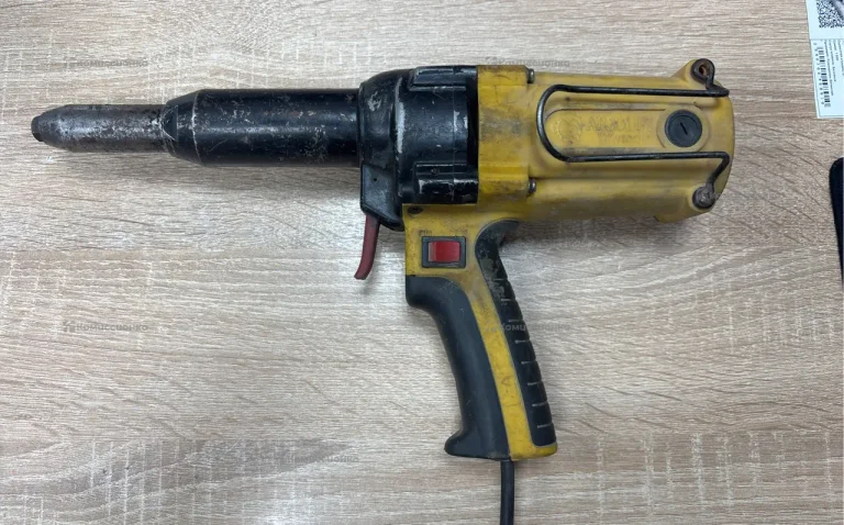 Заклепочник Skytols SK 1006