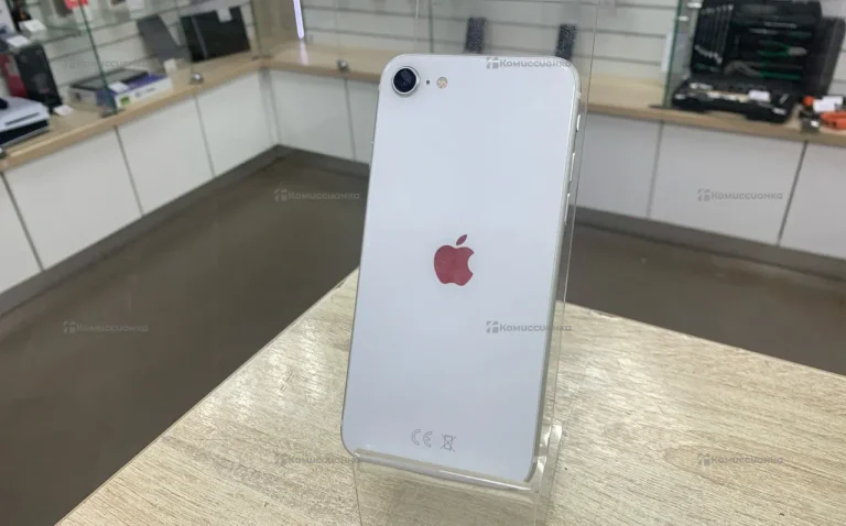 Apple iPhone SE  2020 64Gb