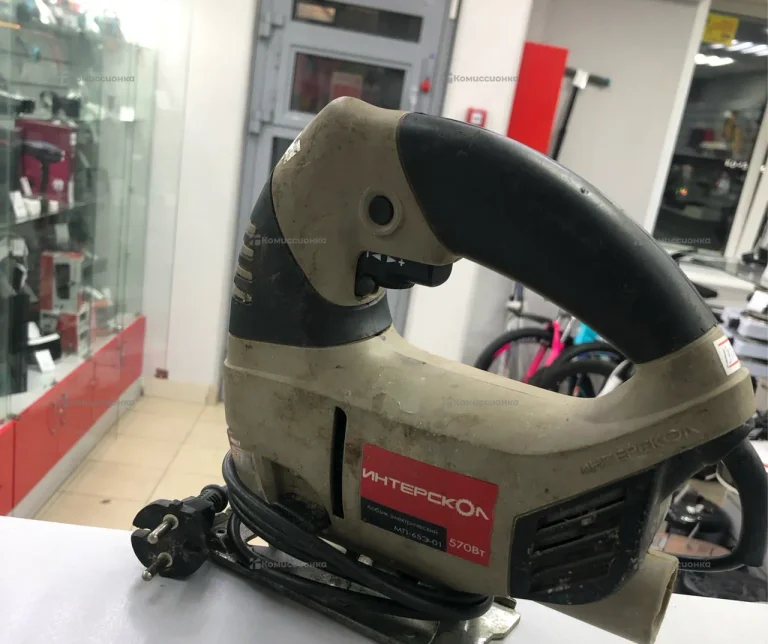 Электролобзик Интерскол МП-65Э-01