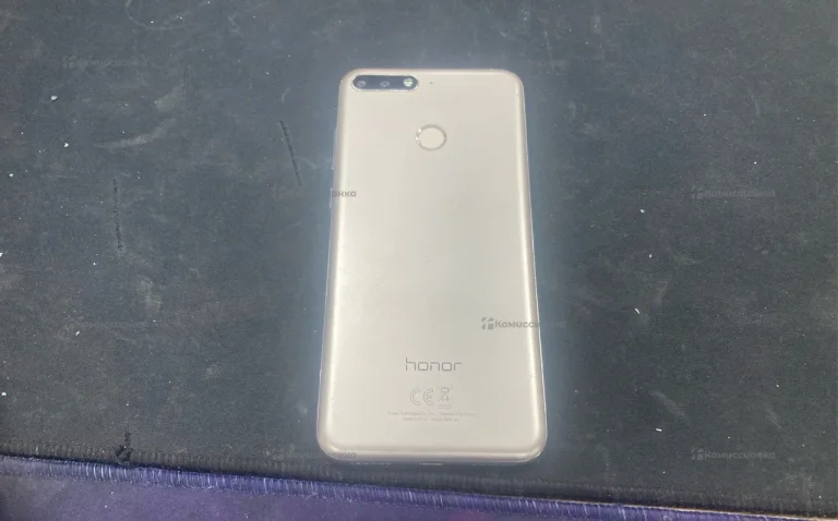 Honor 7C 3/32 ГБ