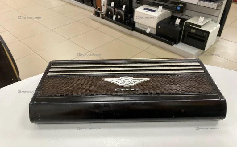 Усилитель  cadence 4000