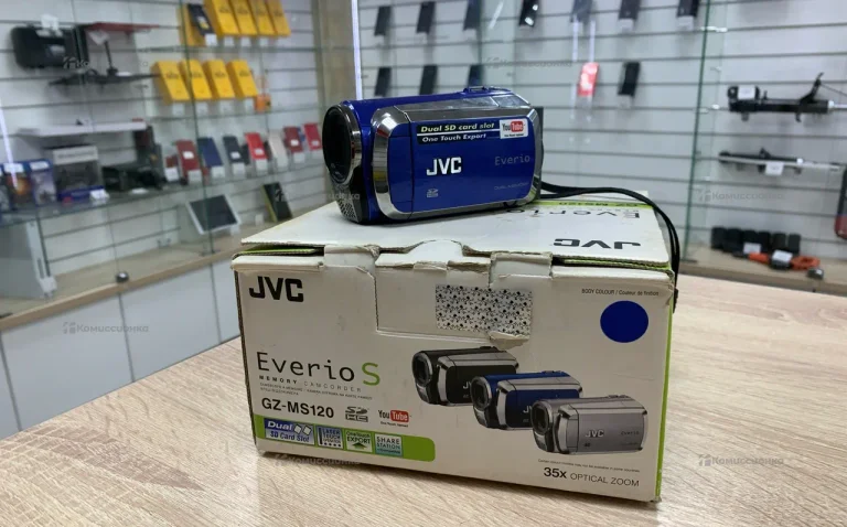 Видеокамера  JVc GZ-MS-120