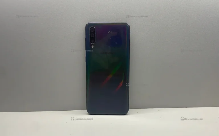 Samsung Galaxy A50 4/64 ГБ