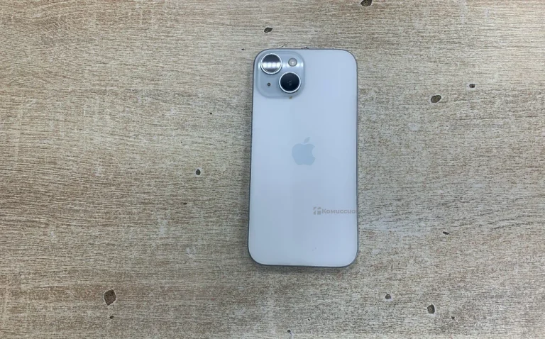 Apple iPhone 15 6/128 ГБ