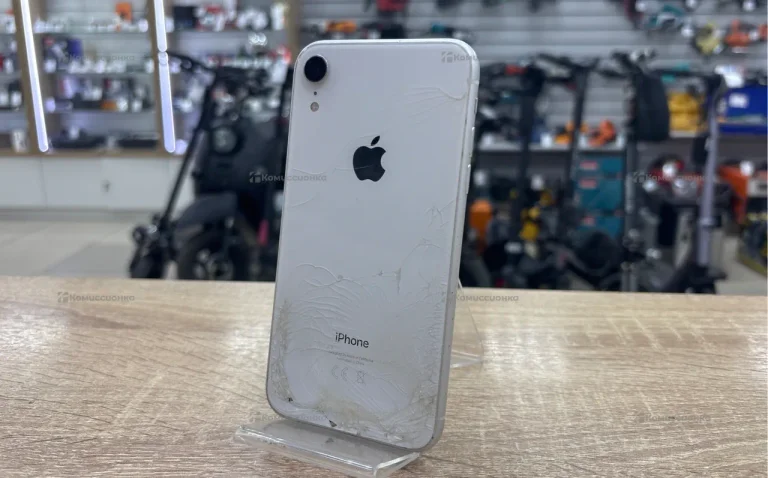 Apple iPhone XR 3/64 ГБ