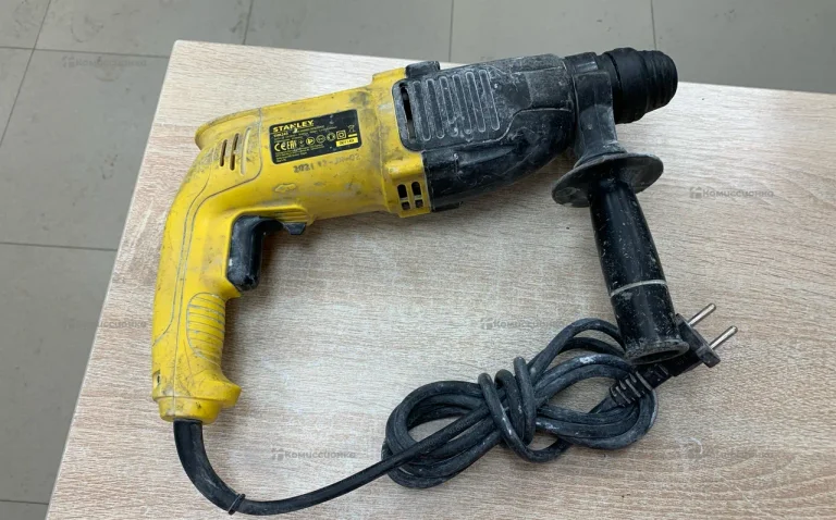 Перфоратор Stanley SHR243