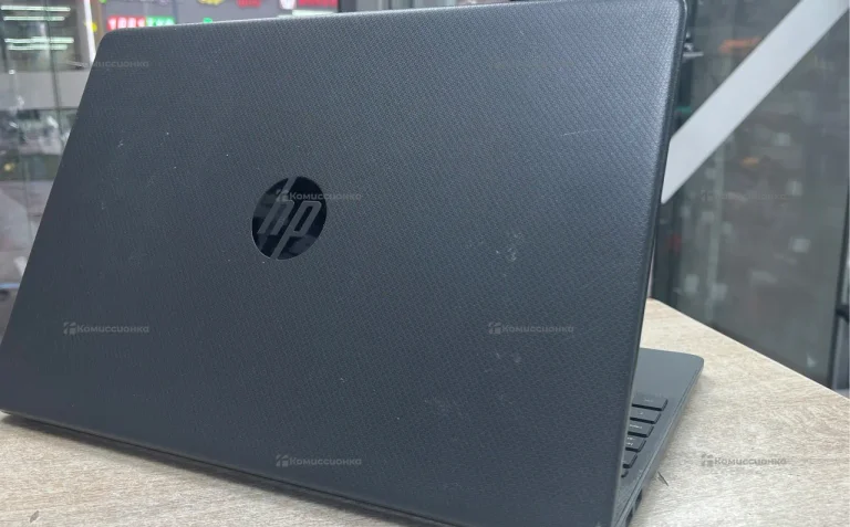 Ноутбук HP  15s-eq0029ur