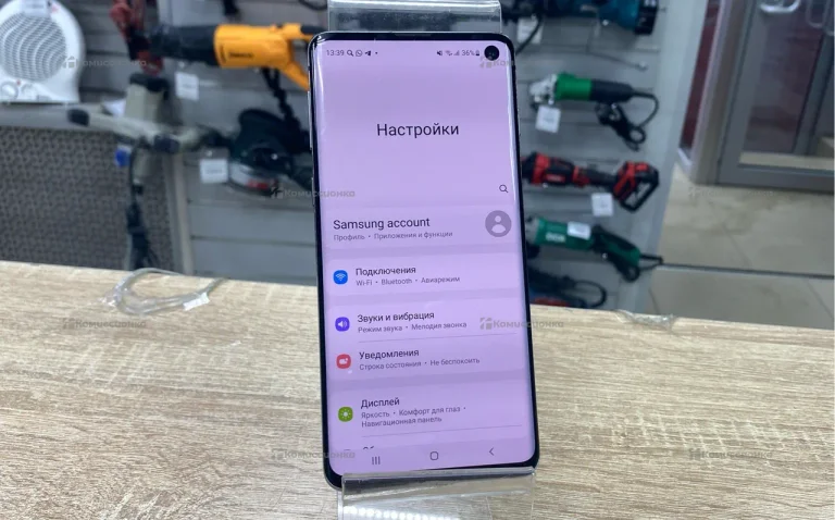 Samsung Galaxy S10 8/128 ГБ