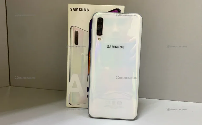 Samsung Galaxy A50 4/64 ГБ